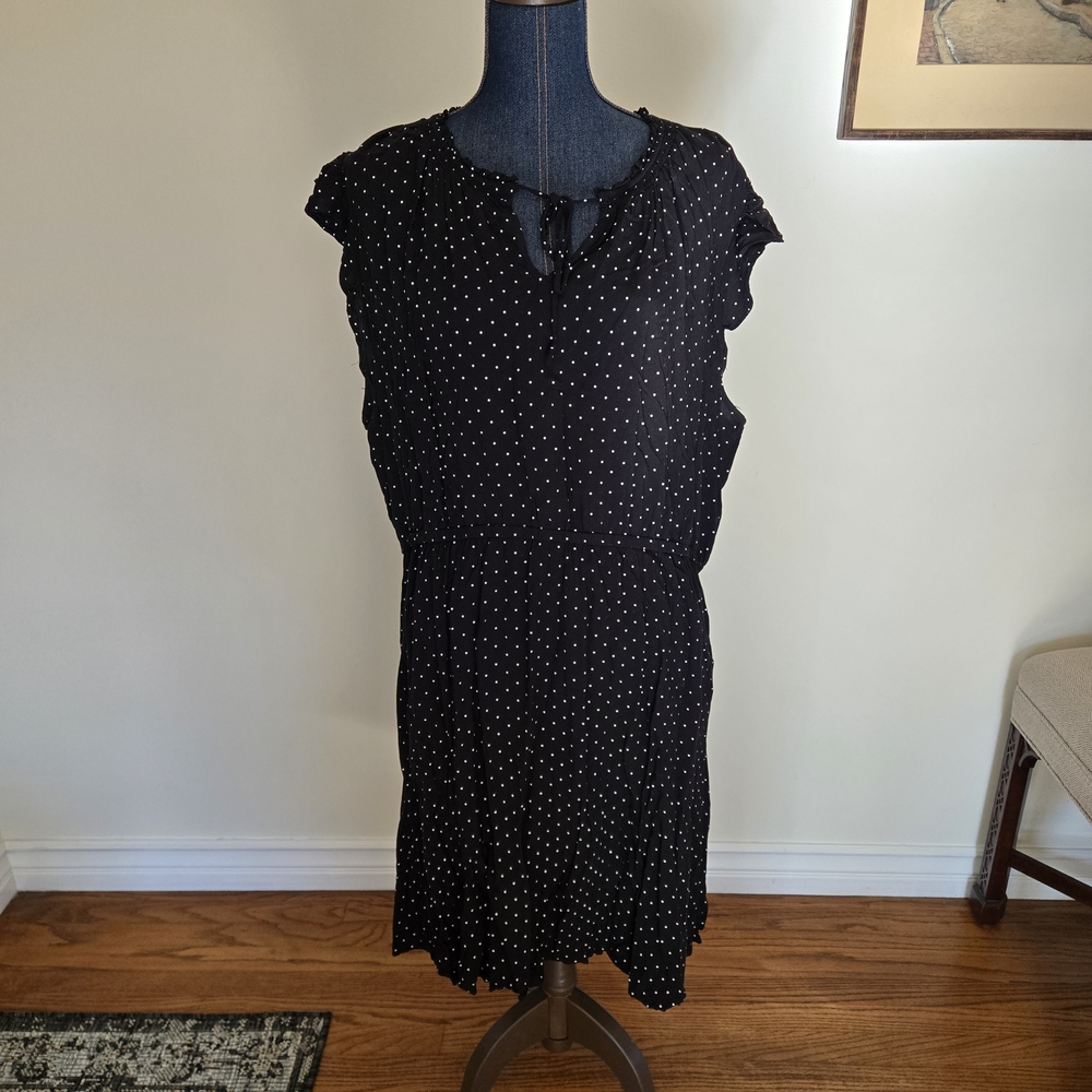 Old Navy -Deep Navy Dress with White Dots
